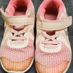 Pink Nike toddler size 10